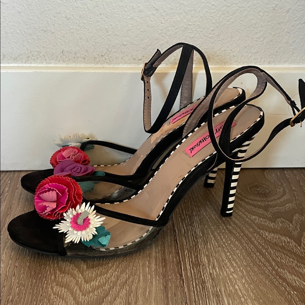 Betsey Johnson Black Heels with Colorful Floral Accents - Picture 3 of 10